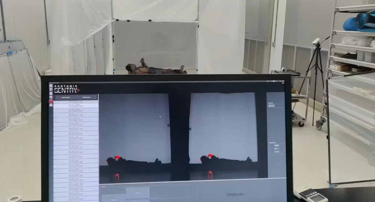 Scientists Recruit Undergrad to Step Into Room Filled With Ravenous Mosquitoes for “Full-Body Massacre”
