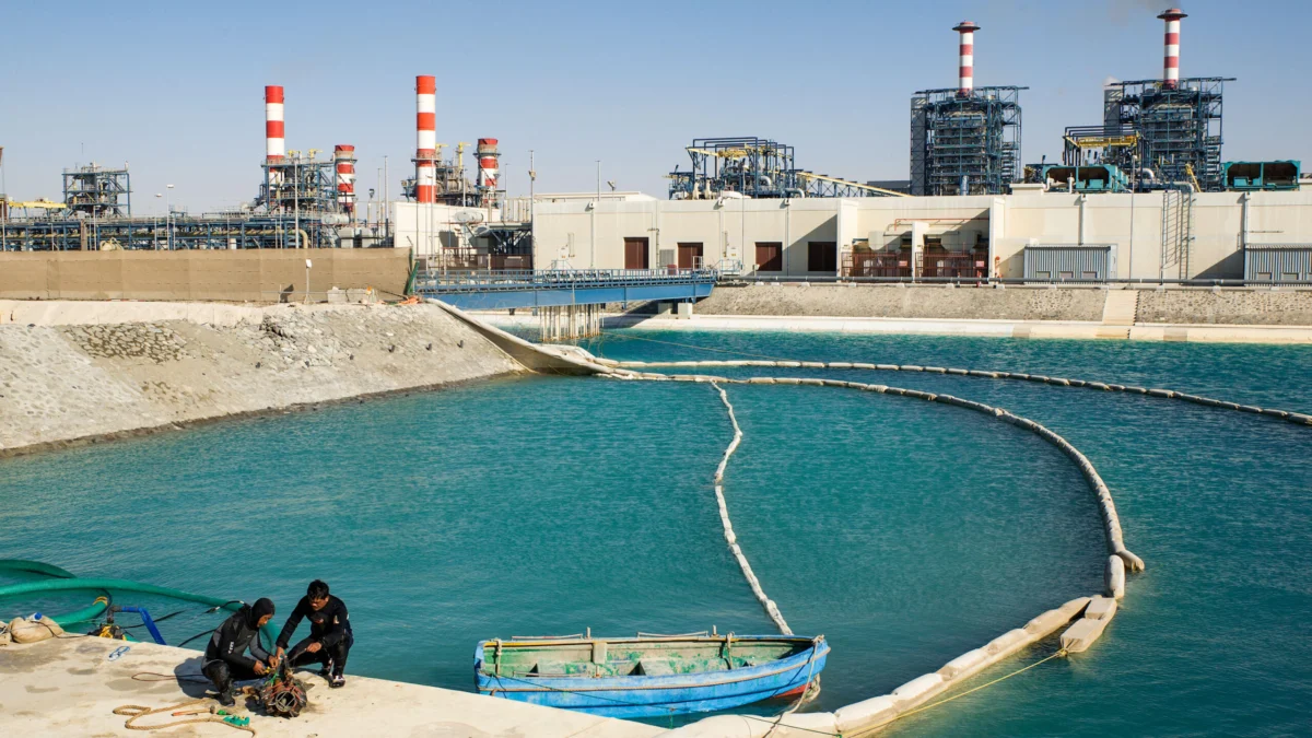 Desalination Plants in the Middle East Face Growing Vulnerabilities Amidst Conflict and Climate Change