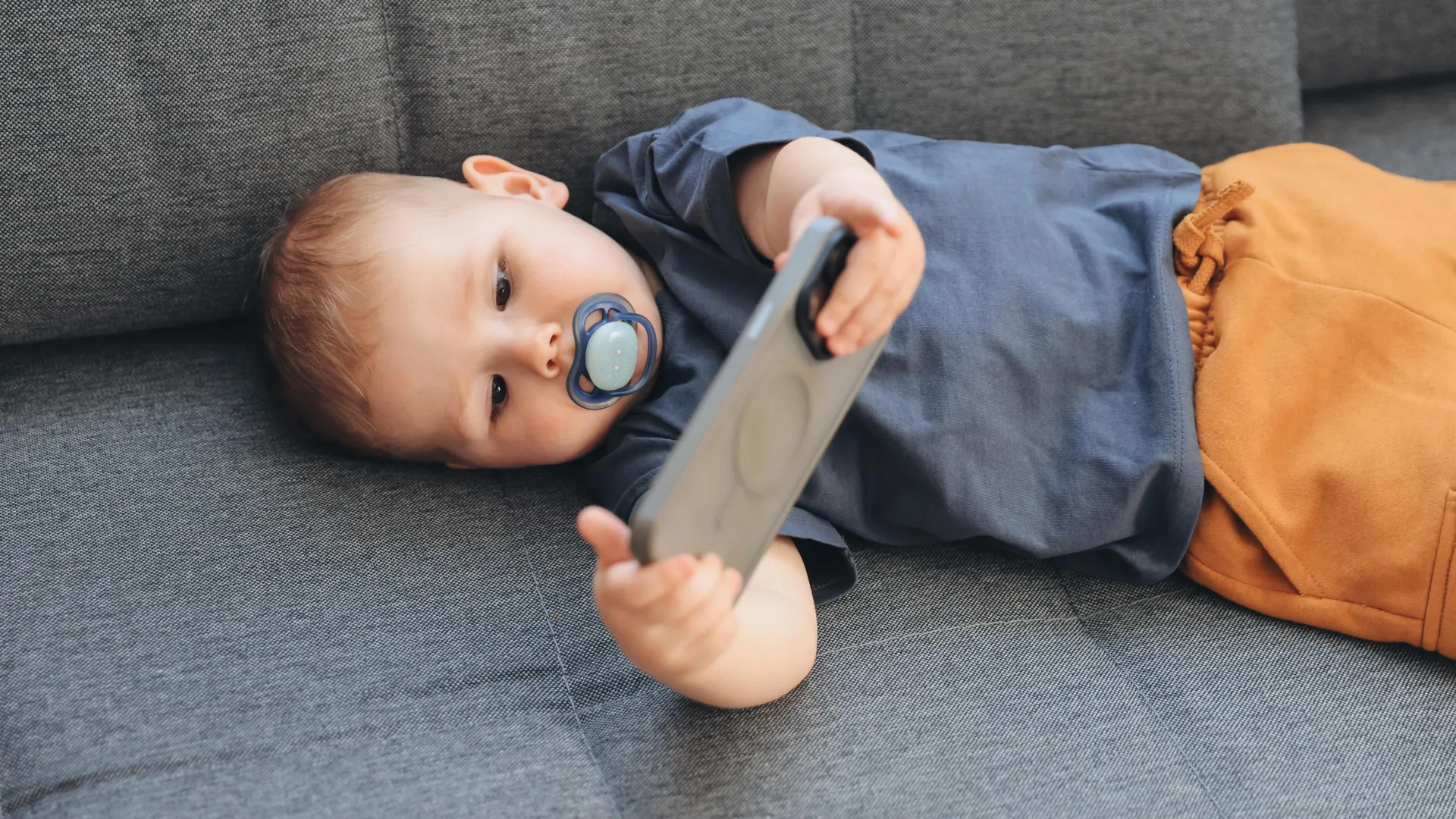 Screen time at ages 1 and 6 may matter more than parents realize